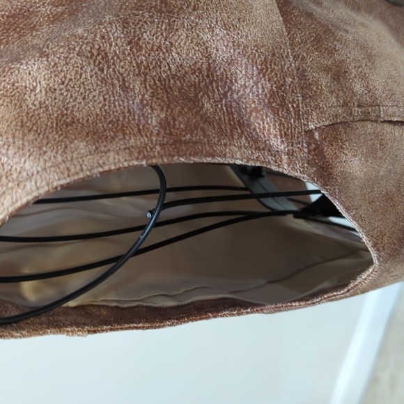 Designer faux vest - Picture 5 of 8